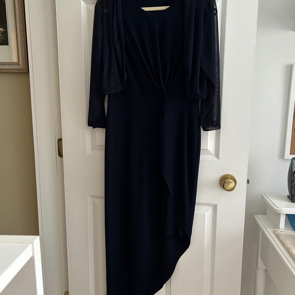 Joseph Ribkoff Petal dress - Picture 5 of 6